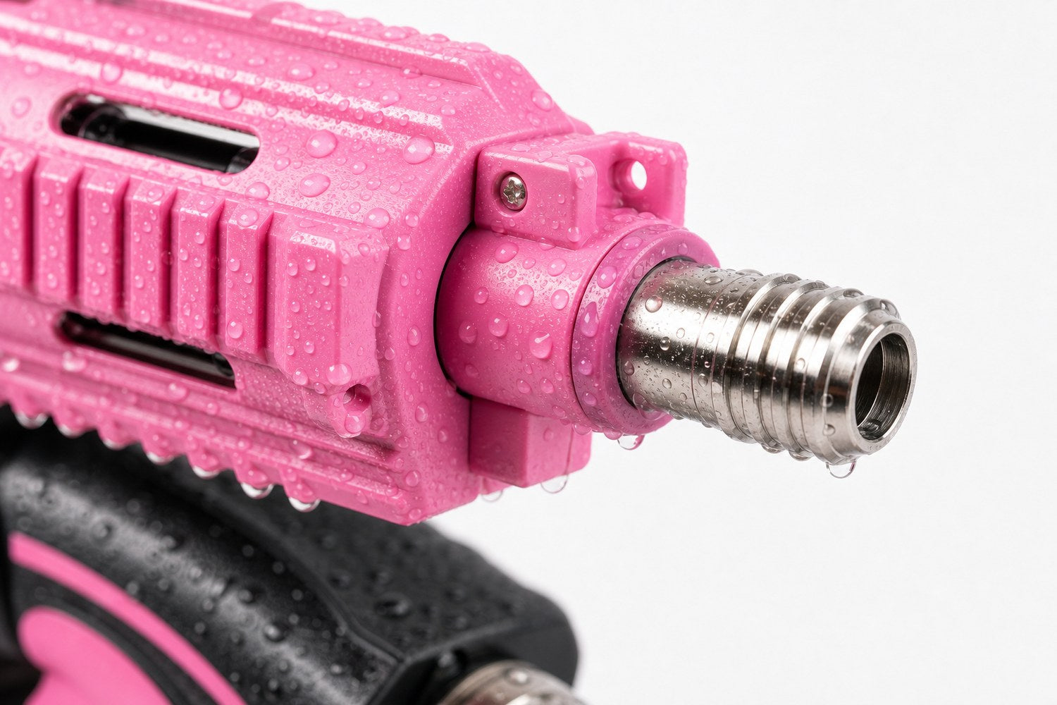 Muzzle quick-connect with droplets